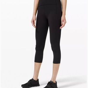 Lululemon Swift Speed High-Rise Crop 21"  Size 12 GREAT CONDITION